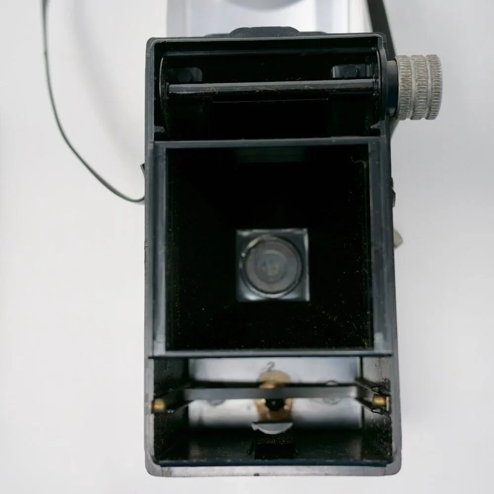 Vintage Herbert George Co. Insta Flash 620 Camera USA Strap